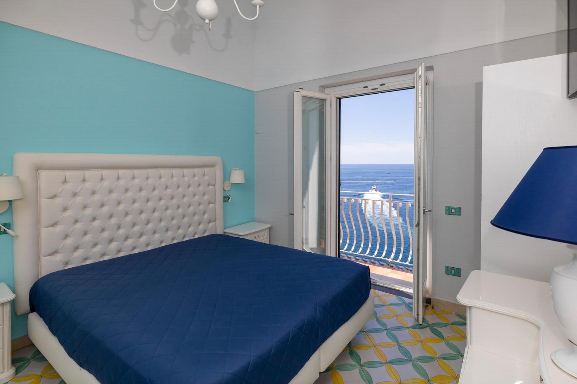 Apartments Amalfi Design Sea View Accessible By 250 Steps Ngoại thất bức ảnh
