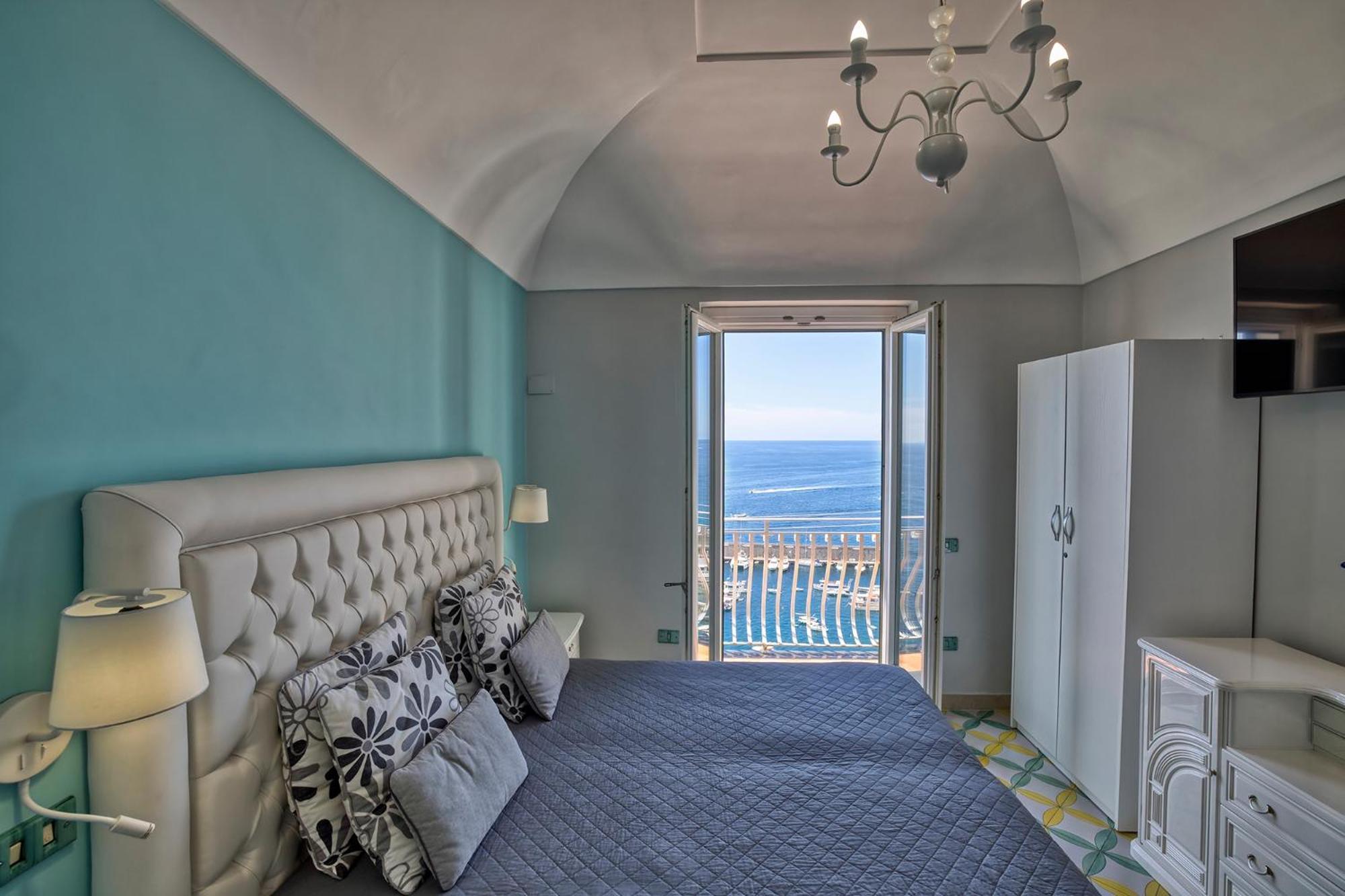 Apartments Amalfi Design Sea View Accessible By 250 Steps Ngoại thất bức ảnh